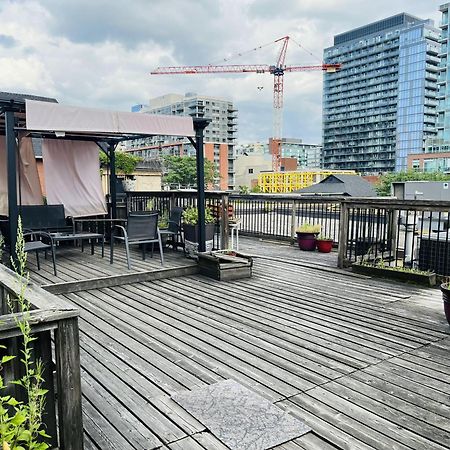 Saint Lawrence Residences And Suites Toronto Exterior photo