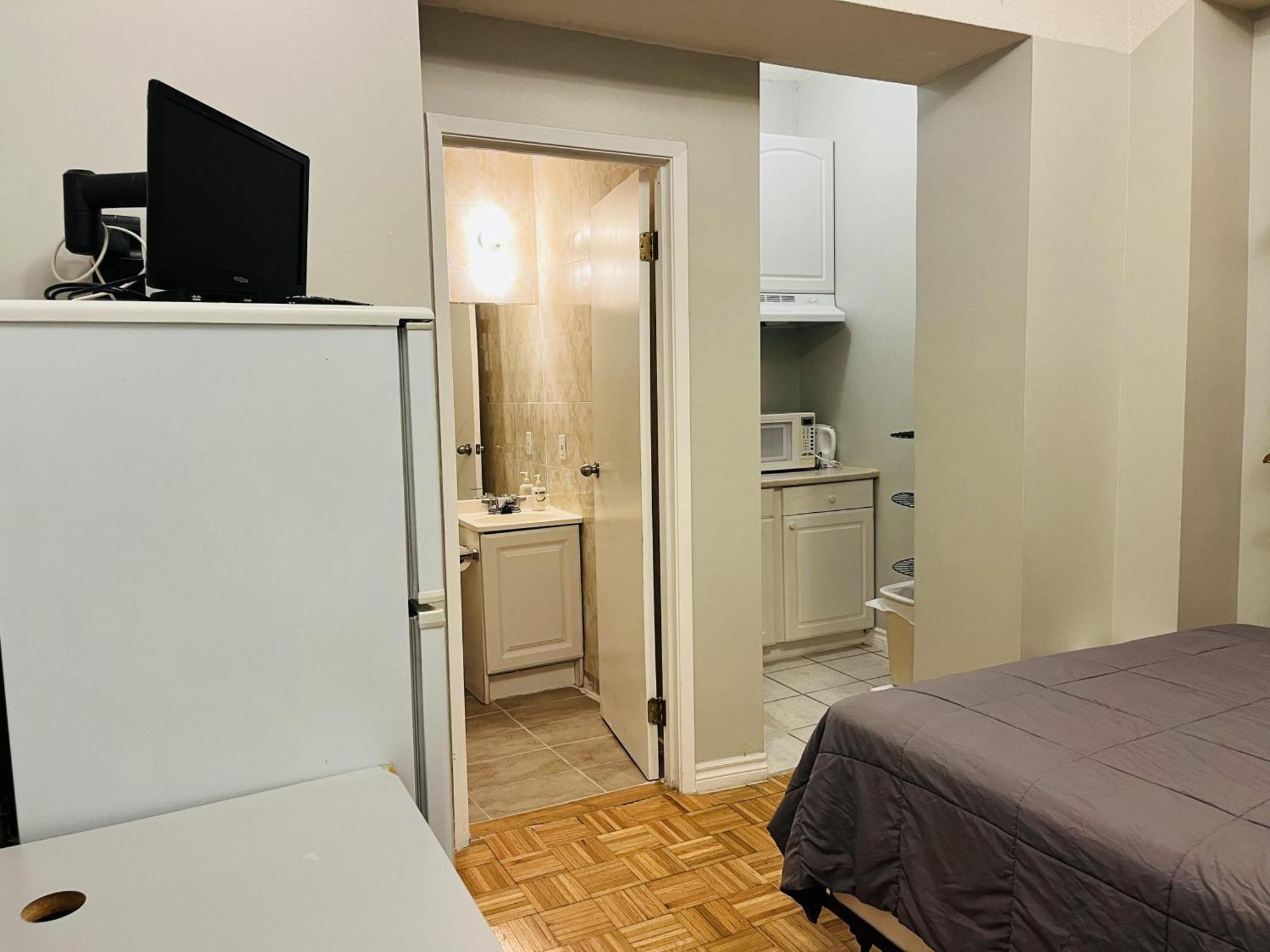Saint Lawrence Residences And Suites Toronto Exterior photo